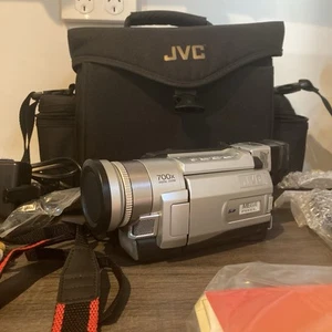 JVC GR-DVL820EA Camcorder Working (See Condition) Original Box - All Accessories - Picture 1 of 15