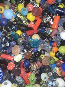 1lb Huge variety of Glass Beads . Large beads 14-18mm Arts&Crafts Jewelry Making - Picture 1 of 5