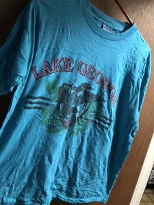 T-shirt maglietta vintage Lake George NY tema anatra taglia grande - blu acqua-verde - Foto 1 di 3