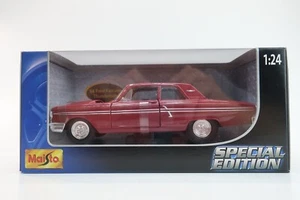 Maisto Edizione Speciale 1:24 Diecast Maroon 1964 Ford Fairlane Thunderbolt - Foto 1 di 8