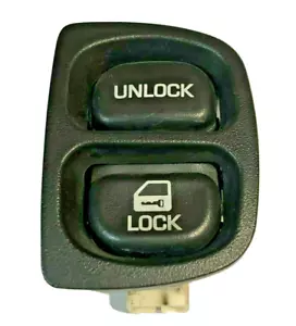1996 1997 1998 1999 2000 2001 2002 SL SC SW 1 2 Saturn Right Door Lock Switch - Picture 1 of 6