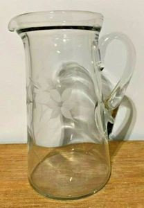 Antiker Krug mit geätztem Blumenmuster WUNDERSCHÖN - Bild 1 von 11