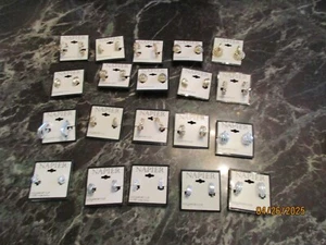 Lof of Napier E-Z Comfort Clip On Earrings Clip On Earring Lot of 20 pair Lot 3 - Picture 1 of 3