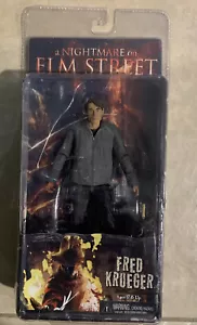 Figura de acción Neca Reel Toys Pesadilla en Elm Street 2010 humano Fred Krueger (G) - Imagen 1 de 5