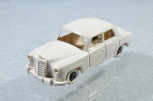 BK031 Clé #19 1:48 Mercedes-Benz 220 S B/- - Foto 1 di 3