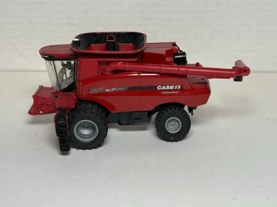 ERTL Prestige Collection 1/64 Case IH 9240 Axial Flow Combine Red EUC Clean - Image 1 of 4