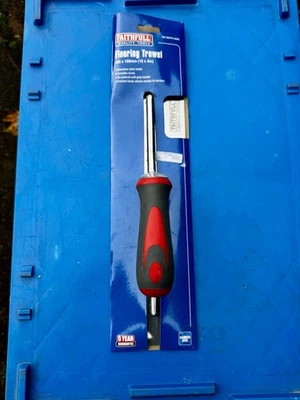 Faithfull Flooring Trowel Stainless Steel Soft Grip Handle 16 x 4in FAISGTFL16SS - Image 1 of 4