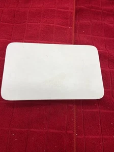 CISCO MERAKI MR20 WIRELESS ACCESS POINT W/ MOUNTING BRACKET - (UNCLAIMED) - Picture 1 of 7