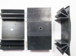 Kühlkörper TO3 TO220 RthK 2 K/W Aluminium eloxiert(70,5x40x15mm) #21K01 - Bild 1 von 2