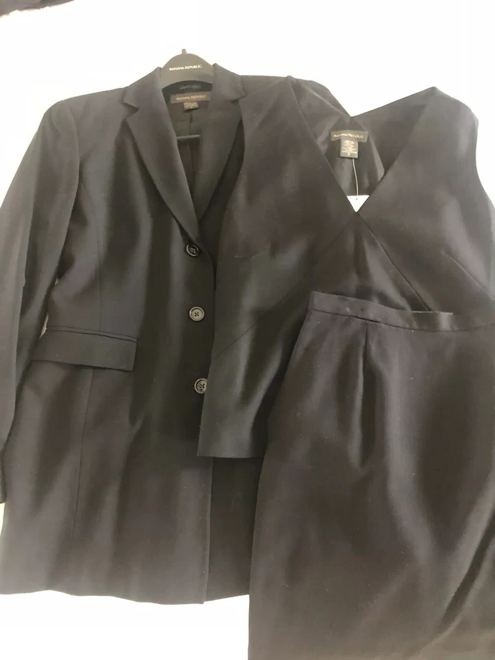 $360 Nuevo Con Etiquetas Para Mujer Pequeño Negro Lana Banana Republic Tres Piezas Negro Falda Traje Foto 1 de 4