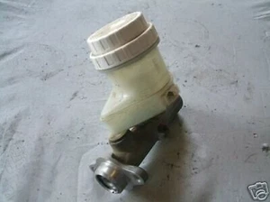 2004 Dodge Stratus 4 door Brake Master Cylinder - Picture 1 of 1