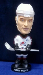ADAM FOOTE 52 WACKELKOPF COLORADO AVALANCHE NHL HOCKEY CARLS JR FUSSBALLSPORT - Bild 1 von 3