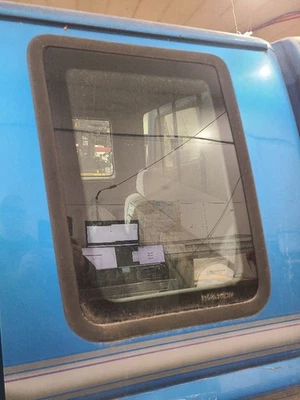 Driver Quarter Glass From 8501 GVW Fits 92-97 FORD F250 PICKUP 650660 - Image 1 of 4