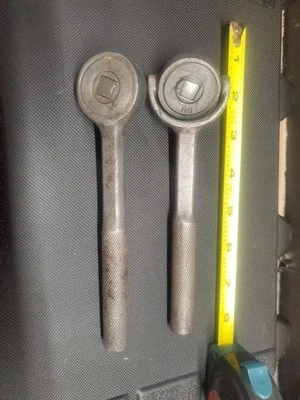 Lote de trinquete de herramientas Owatonna H260 - y-H261 trinquete de cabeza flexible raro de colección  Foto 1 de 4