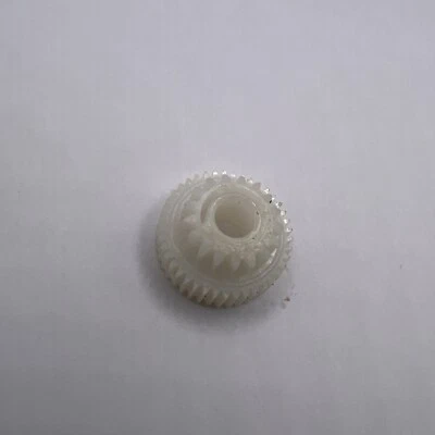 JVC XL-MC334 Small Gear Plastic Part Works Great 200 Cd Changer Parts - Image 1 of 4