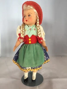 Vintage Austrian International 9 Zoll Puppe - Bild 1 von 7