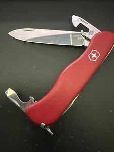 Victorinox 0.8853 Picnicker 111mm Swiss Army Knife - Picture 1 of 6