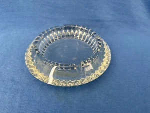 Vintage Round Clear Glass ASHTRAY Mid-Century Tobacco Ash Tray 6.5" Scalloped - Picture 1 of 8