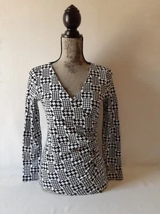 Talbots women's black/white long-sleeve v-neck top size P - Picture 1 of 9