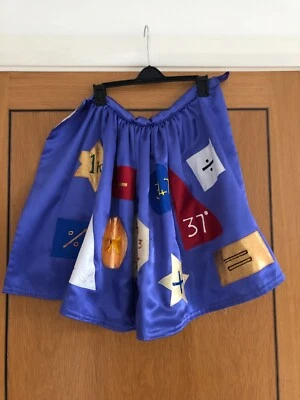 Capa con número de matemáticas para niños, disfraz escolar disfraz día del libro hecho a mano A MEDIDA Foto 1 de 4