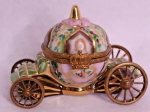 Scatola portagioie Limoges Peint Francia principale - Cenerentola zucca allenatore verde oro rosa - Foto 1 di 6