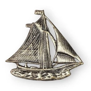 Broche Velero Vintage Antiguo Tono Plata Sobre Latón Barco Vela Náutico - Imagen 1 de 12