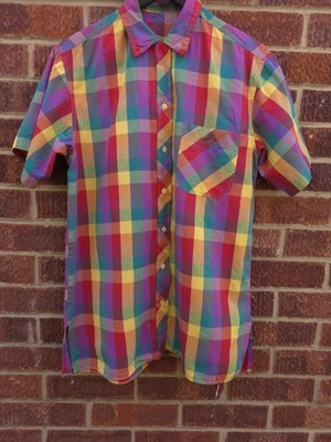 Vintage Colourful Short Sleeved Button Through Shirt Size XL - Image 1 of 4