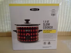Bella 1.5 Quart slow cooker Model WJ-1500 red and black squares - Picture 1 of 8