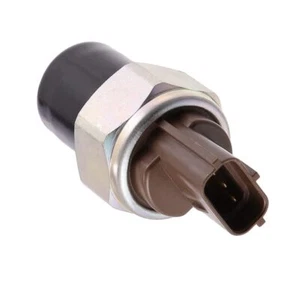 Fuel Rail High Pressure Sensor For Holden NISSAN Pathfinder NP300 Navara New - Picture 1 of 10