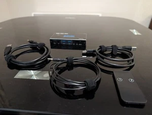 EZCOO USB 3.0 2x1 KVM Switch/Dock - Dock, 2x A-A Kabel, IR Extender und Steuerung - Bild 1 von 4