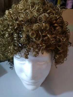 Ashro Syntentic Wig Katrina Color Honey Brown Top Darker Bottom Curly Bob Medium - Image 1 of 4