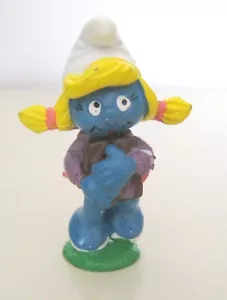 PUFFI VINTAGE 1983- PUFFETTA SCOLARA -SCHTROUMPFS PEYO SCHLEICH GERMANY - Picture 1 of 3