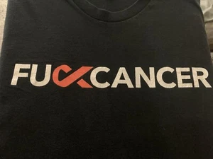 T-shirt F**ck Cancro Nera XL Ribbon Cure Susan G. Komen Lotta Ricerca Causa - Foto 1 di 4