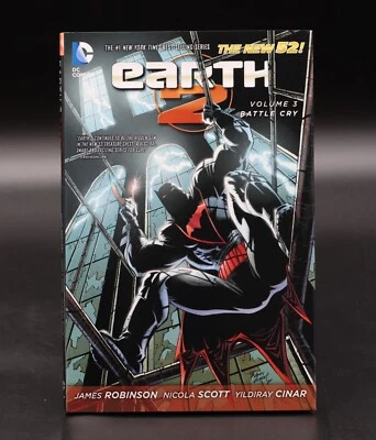Earth 2 (2013) Hardcover W/DJ #3 1st Print Battle Cry Andy Kubert Cover NM - Image 1 of 4