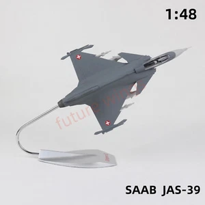 (RARO) 1:48 anni modello SAAB JAS-39 Gripen modello di caccia con supporto - Foto 1 di 5