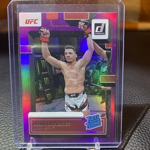 2023 Panini Donruss UFC #207 Drakkar Klose Holo lila parallel bewertet Rookie - Bild 1 von 2