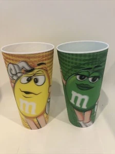 M&M's World 3D Characters 24oz Cup Tumbler Set of 2 New Yellow & Green - Picture 1 of 3