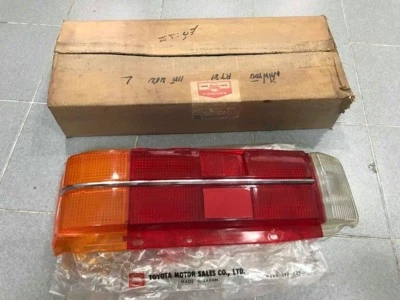 Toyota Corona RT81 1973 LH Cover Lens taillight  Nos genuine Japan 81561-20110 - Изображение 1 из 4