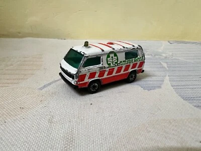 Ambulancia Volkswagen Transporter 1987 Matchbox Foto 1 de 4