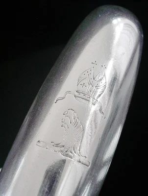 Antigua cuchara de médula irlandesa de plata de ley antigua con doble cresta c.1800 Foto 1 de 4