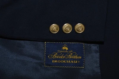 VINTAGE 50R BROOKS BROTHERS Men's Navy Blue Pure Wool 2 Gold Metal Button Blazer - Image 1 of 4
