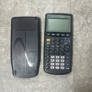 TEXAS INSTRUMENTS TI-83 PLUS CALCOLATRICE GRAFICA NERA SCIENTIFICA FINANZIARIA - Foto 1 di 4