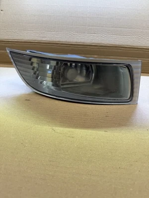 ✅⭐️ 03-09 LEXUS GX470 Passenger Right Fog Light Park Lamp Turn Signal - Image 1 of 4