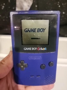Nintendo Game Boy Color Grape Sistema Portatile Funzionante Usato Ben - Foto 1 di 8