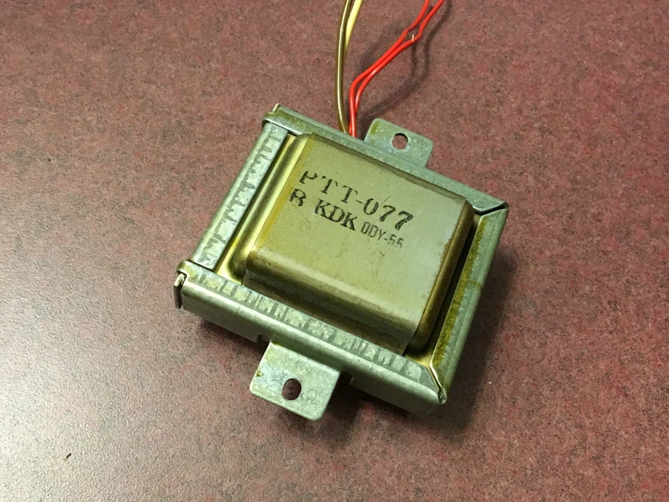 Piezas de tocadiscos Pioneer PL-200 - Fuente de alimentación / transformador (PTT-077) Foto 1 de 1