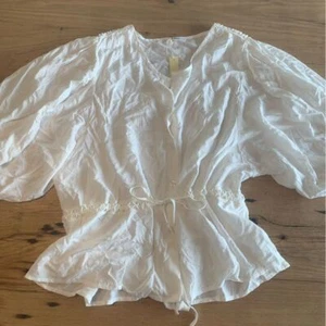 Esley Cinch Waist Embroidery Lace Balloon Sleeve White Top Women's Large NWT - Picture 1 of 11