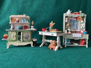 Hallmark Mrs. Claus’s Küchentisch, Herd & Spüle - signiert 2012 & 2014 - Puppenhaus - Bild 1 von 12