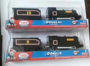 TRACKMASTER THOMAS BATTERY MOTORIZED TOY TRAIN- DOUGLAS + DONALD & TENDER SET - Picture 1 of 6