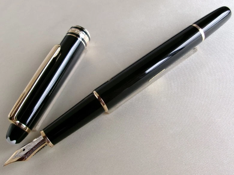 Preços baixos em Canetas-tinteiro colecionáveis Montblanc médias