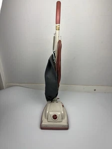 Vintage Staubsauger Bodenstaubsauger mit Kabel Modell 1334 - Bild 1 von 14